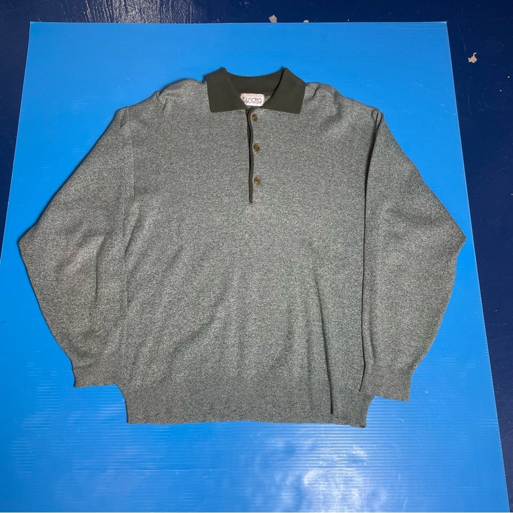 Tundra‎ grey V-Neck Polo-Style Knit Sweater with olive collar